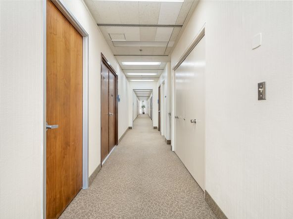 Office Space Available in Excellent Condition & Move-In Ready : 1221 Van Ness Ave, Fresno, CA 93721